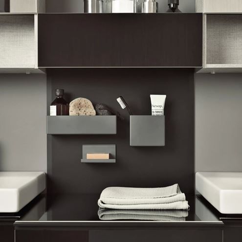 GEBERIT ACANTO magnetická tabuľa 44,9x7,5x38,8 cm, nástenná, s priehradkami, matná biela/matná láva 500.649.01.2 Obrázek - fotka