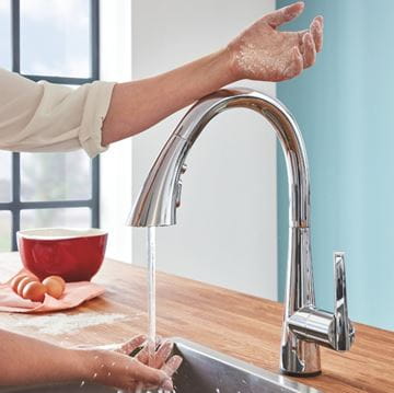 GROHE ZEDRA TOUCH drezová elektronická batéria, s vyťahovacou sprškou, napájanie z batérie, chróm 30219002 Obrázek - fotka