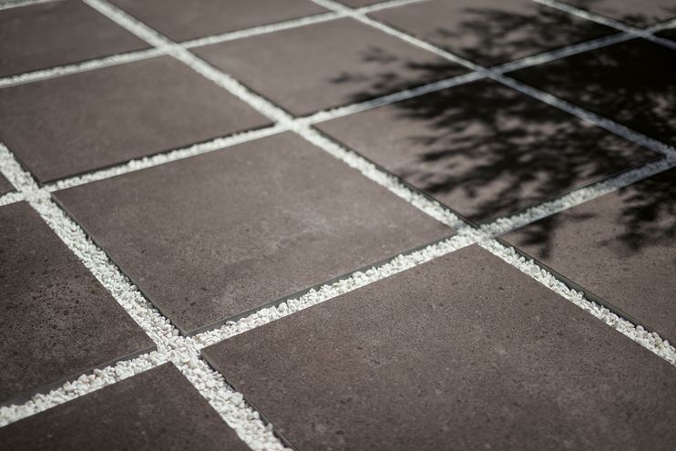 RAKO PIAZZETTA OUTDOOR dlažba 60x60x2 cm, mat reliéf, čierna DAR66789 Obrázek - fotka