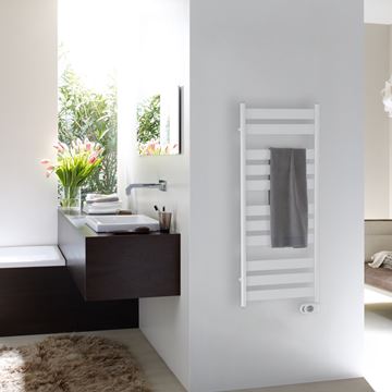 ZEHNDER ZETA kúpeľňový radiátor 1674/600, elektrický, s vykurovacou tyčou, čierna RAL9005 ZETBE-160-060/MQ Obrázek - fotka