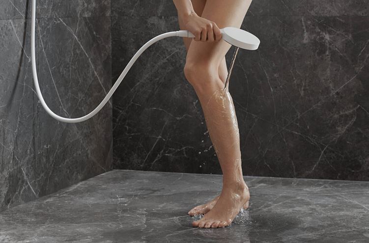 HANSGROHE ISIFLEX sprchová hadica 1600 mm, hladká, s ochranou proti prekrúteniu a zlomeniu, plast, matná biela 28276700 Obrázek - fotka