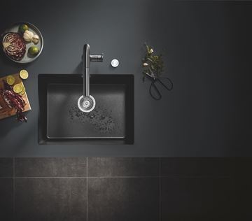 GROHE ESSENCE NEW drezová batéria, s flexi ramienkom a sprškou, supersteel 30294DC0 Obrázek - fotka