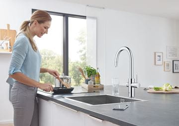 GROHE BLUE HOME drezová elektronická batéria, s vyťahovacou koncovkou, s filtračným a chladiacim zariadením, Bluetooth, napájanie zo siete, chróm 31541000 Obrázek - fotka