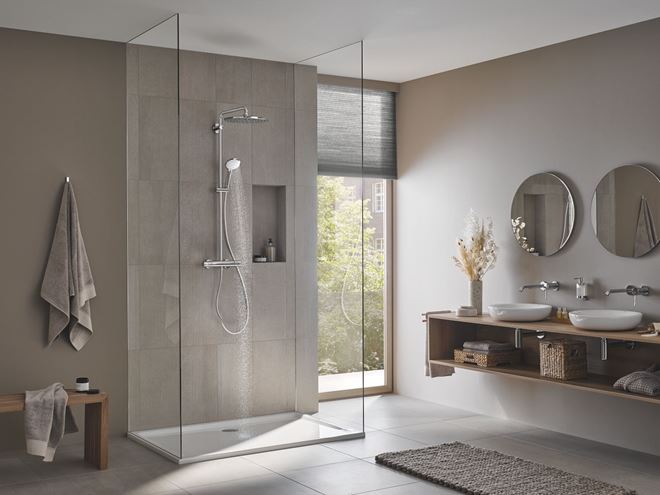GROHE EUPHORIA SYSTEM 310 sprchový set s termostatickou batériou, horná sprcha, ručná sprcha s 3 prúdmi, tyč, hadica, chróm 26075001 Obrázek - fotka