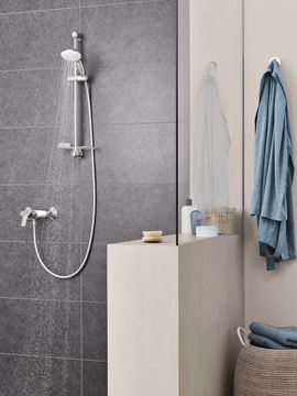 GROHE NEW TEMPESTA 100 sprchová súprava 4-dielna, ručná sprcha pr. 100 mm, 2 prúdy, tyč, hadica, polička, chróm 27926001 Obrázek - fotka