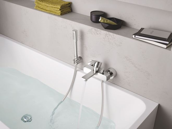 GROHE LINEARE vaňová nástenná batéria, s prepínačom, so sprchovou súpravou, chróm 33850001 Obrázek - fotka