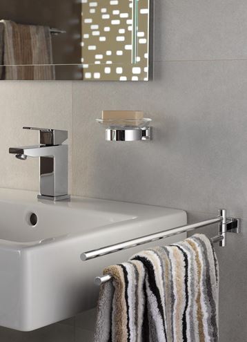 GROHE ESSENTIALS CUBE držiak uterákov 439 mm, dvojramenný, chróm 40624001 Obrázek - fotka