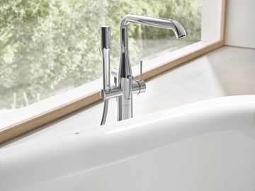GROHE ESSENCE NEW vaňová batéria na podlahu, s prepínačom, so sprchovou súpravou, chróm 23491001 Obrázek - fotka