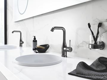 GROHE ESSENCE NEW umývadlová stojanková batéria, s odtokovou súpravou, supersteel 24174DC1 Obrázek - fotka