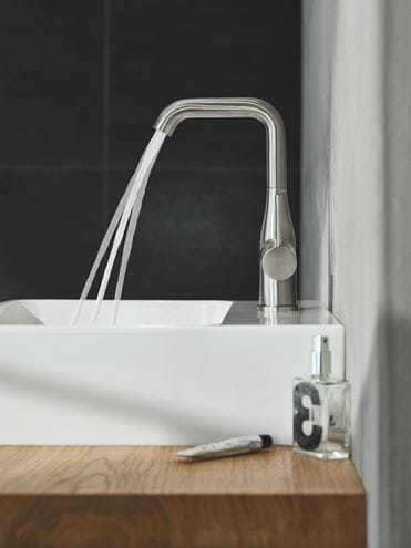 GROHE ESSENCE NEW umývadlová stojanková batéria, s odtokovou súpravou, supersteel 24174DC1 Obrázek - fotka