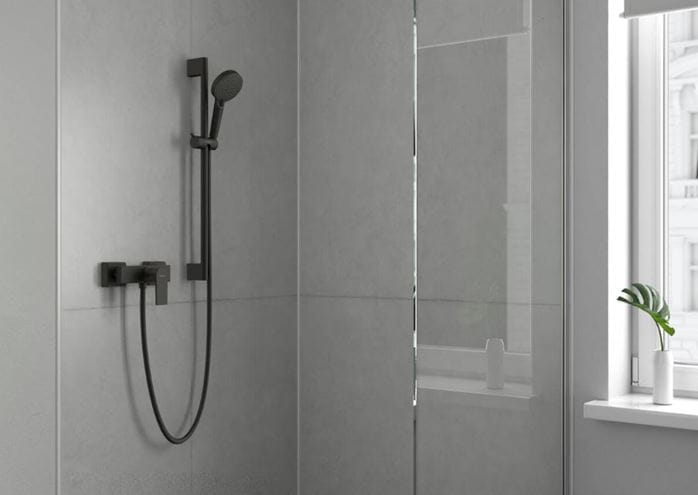 HANSGROHE VERNIS BLEND 100 VARIO 2JET sprchová súprava 3-dielna, ručná sprcha pr. 100 mm, 2 prúdy, tyč, hadica, matná čierna 26422670 Obrázek - fotka