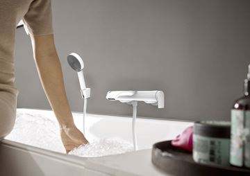 HANSGROHE VIVENIS vaňová nástenná batéria, s prepínačom, matná biela 75420700 Obrázek - fotka
