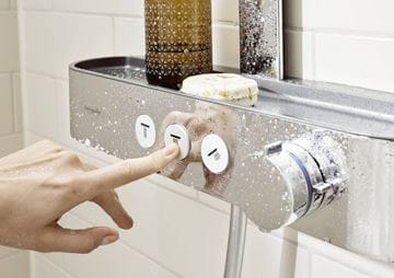 HANSGROHE PULSIFY S SHOWERPIPE 260 sprchový set s temostatickou batériou, horná sprcha, ručná sprcha s 3 prúdmi, tyč, hadica, matná čierna 24240670 Obrázek - fotka