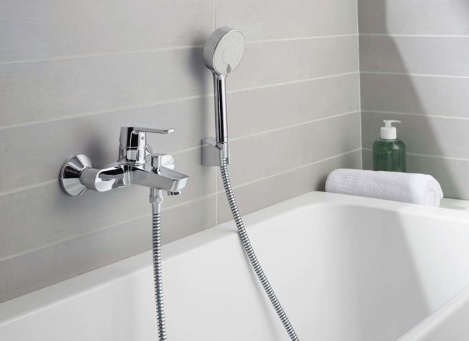 HANSA BASICJET sprchová súprava 3-dielna, ručná sprcha pr. 95 mm, 3 prúdy, hadica, držiak, Eco, chróm 44680133 Obrázek - fotka