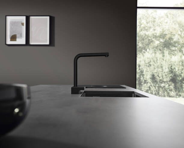 HANSGROHE AQUNO SELECT M81 drezová batéria, s vyťahovacou koncovkou a plochou spŕškou, matná čierna 73836670 Obrázek - fotka