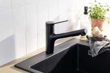 HANSGROHE ZESIS M33 drezová batéria, s vyťahovacou sprškou, sBox lite, matná čierna 74803670 Obrázek - fotka