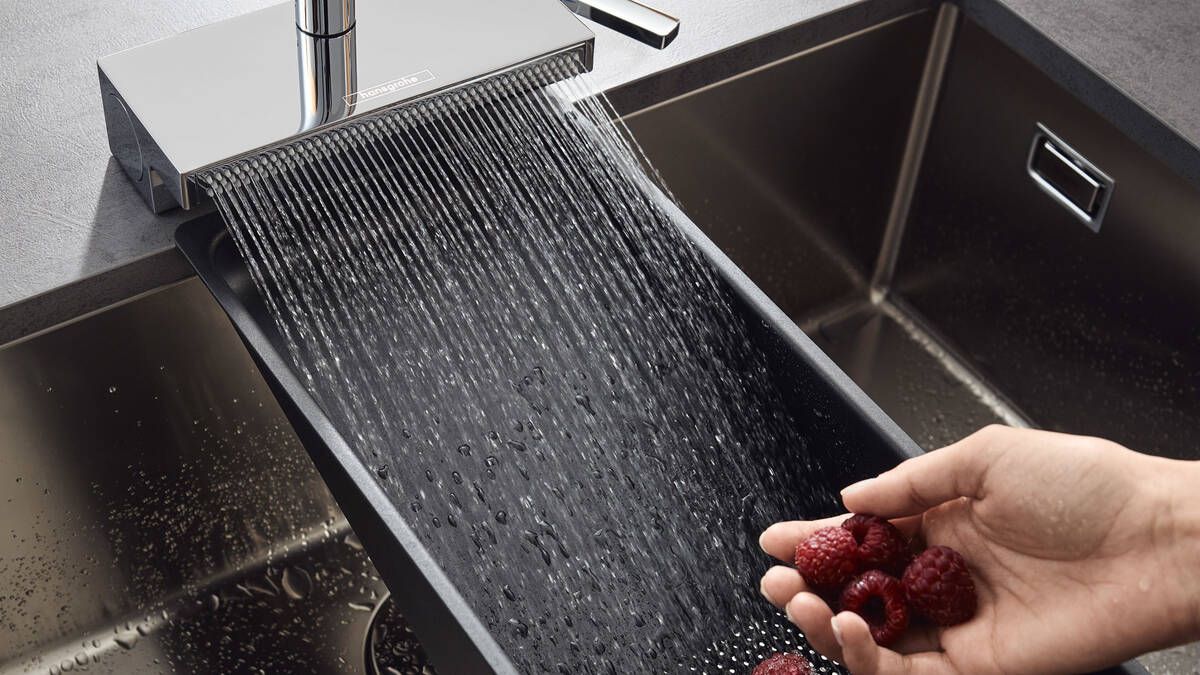 HANSGROHE AQUNO SELECT M81 drezová batéria, s vyťahovacou sprškou a plochým sprchovacím prúdom, sBox, EcoSmart, nerez 73831800 Obrázek - fotka