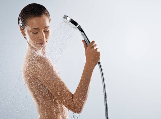 HANSGROHE CROMA E 1JET ručná sprcha pr. 110 mm, EcoSmart, kartáčovaný čierny chróm 26815340 Obrázek - fotka