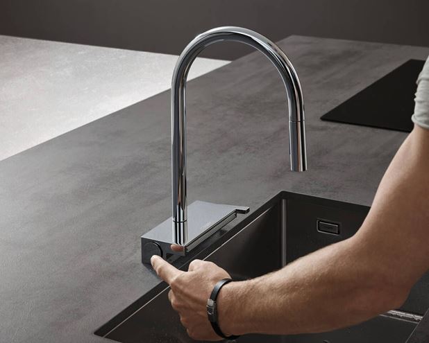 HANSGROHE AQUNO SELECT M81 drezová batéria, s vyťahovacou sprškou a plochým sprchovacím prúdom, chróm 73837000 Obrázek - fotka
