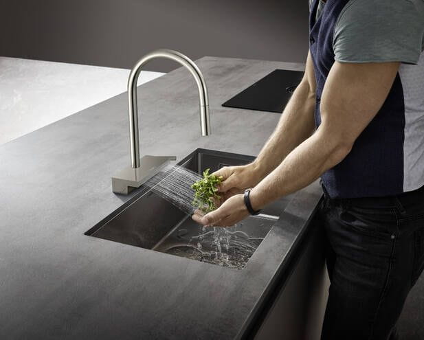 HANSGROHE AQUNO SELECT M81 drezová batéria, s vyťahovacou sprškou a plochým sprchovacím prúdom, nerez 73837800 Obrázek - fotka