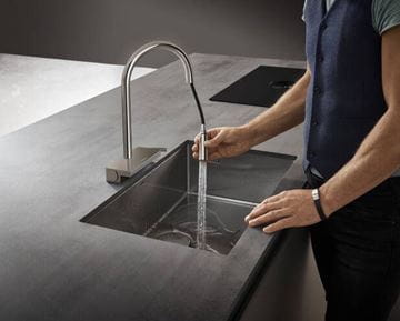 HANSGROHE AQUNO SELECT M81 drezová batéria, s vyťahovacou sprškou a plochým sprchovacím prúdom, nerez 73837800 Obrázek - fotka
