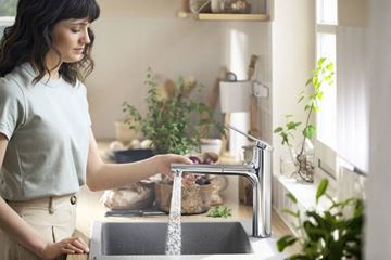 HANSGROHE ZESIS M33 drezová batéria, s vyťahovacou sprškou, chróm 74801000 Obrázek - fotka