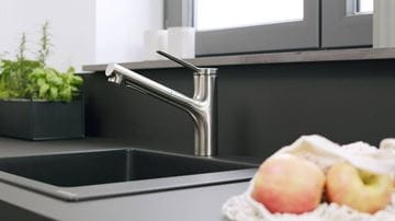 HANSGROHE ZESIS M33 drezová batéria, s vyťahovacou sprškou, sBox lite, nerez 74803800 Obrázek - fotka