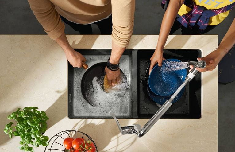 HANSGROHE METRIS M71 drezová batéria, s vyťahovacou sprškou, sBox, chróm 73801000 Obrázek - fotka