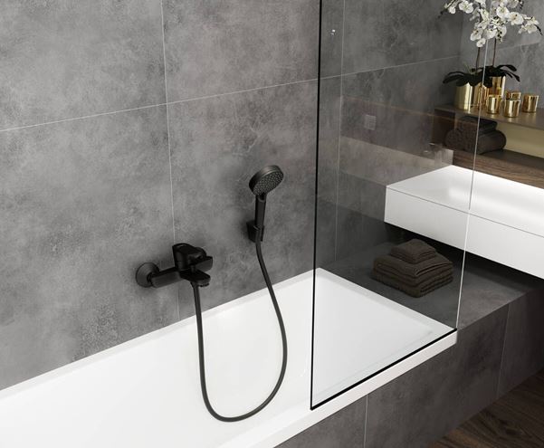 HANSGROHE VERNIS BLEND vaňová nástenná batéria, s prepínačom, matná čierna 71440670 Obrázek - fotka