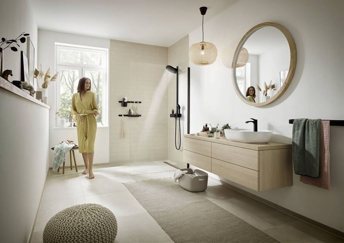 HANSGROHE PULSIFY S SHOWERPIPE 260 sprchový set s termostatickou batériou, horná sprcha, ručná sprcha s 3 prúdmi, tyč, hadica, EcoSmart, matná čierna 24241670 Obrázek - fotka