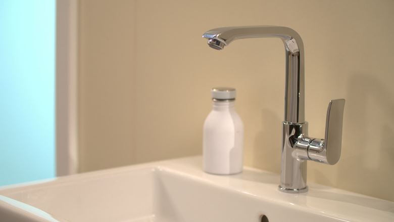 HANSGROHE METRIS umývadlová stojanková batéria, s odtokovou súpravou, EcoSmart, chróm 31087000 Obrázek - fotka