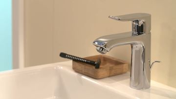 HANSGROHE METRIS umývadlová stojanková batéria, s odtokovou súpravou, EcoSmart, chróm 31080000 Obrázek - fotka