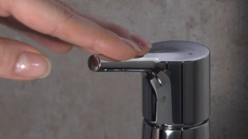 HANSGROHE TALIS S umývadlová stojanková batéria, s odtokovou súpravou, EcoSmart, chróm 72031000 Obrázek - fotka