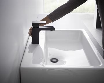 HANSGROHE VERNIS SHAPE umývadlová stojanková batéria, s odtokovou súpravou, EcoSmart, matná čierna 71561670 Obrázek - fotka