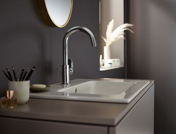 HANSGROHE VERNIS BLEND umývadlová stojanková batéria, s odtokovou súpravou a otočným výtokom, EcoSmart, chróm 71554000 Obrázek - fotka