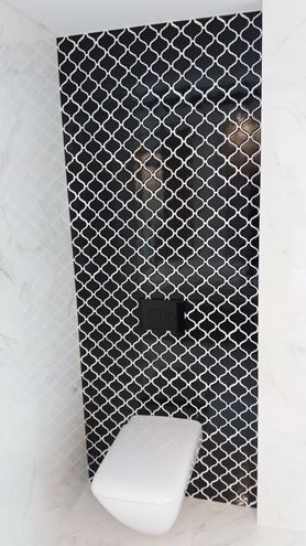 DUNIN ARABESCO mozaika 27,6x25(7,8x7,4)cm, lesk, black M. ARABESCO BLACK Obrázek - fotka