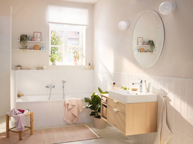 HANSGROHE REBRIS S vaňová nástenná batéria, s prepínačom, chróm 72440000 Obrázek - fotka