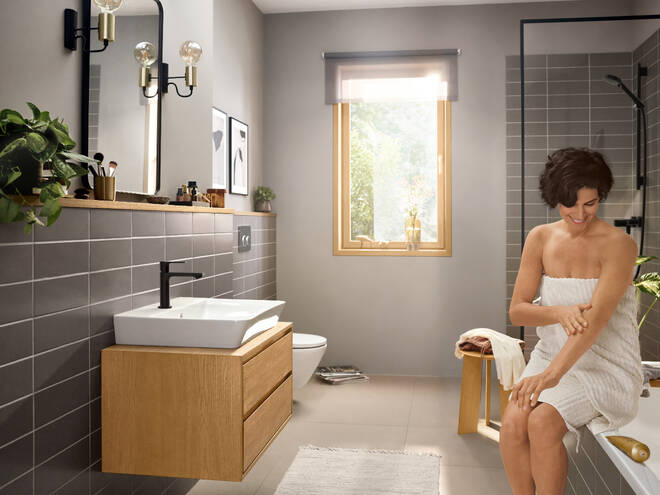 HANSGROHE REBRIS E umývadlová stojanková batéria, CoolStart, EcoSmart, s odtokovou súpravou, matná čierna 72559670 Obrázek - fotka