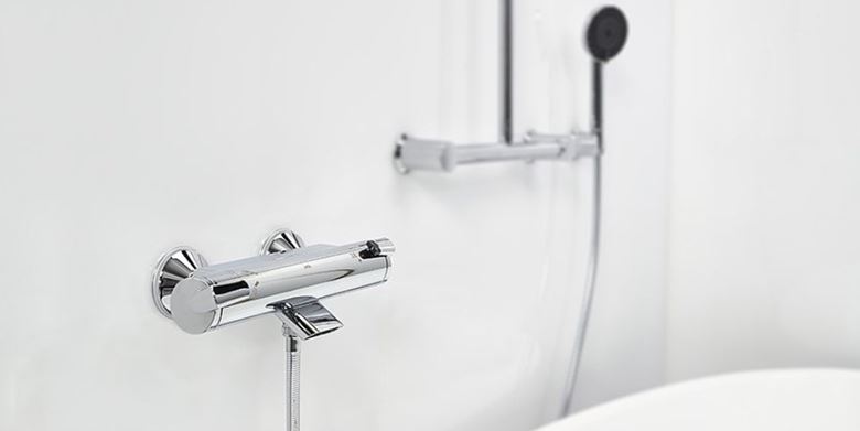 HANSA FIT vaňová nástenná termostatická batéria, s prepínačom, chróm 65132101 Obrázek - fotka