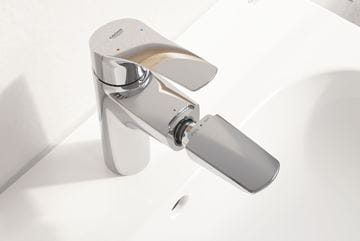 GROHE EUROSMART umývadlová stojanková batéria, s vyťahovacou sprškou a odtokovou súpravou, chróm 23976003 Obrázek - fotka