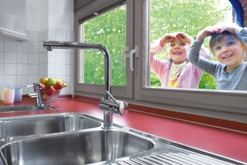 GROHE MINTA drezová batéria, s vyťahovacou sprškou, chróm 32168000 Obrázek - fotka