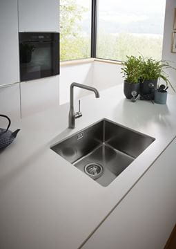 GROHE ESSENCE NEW drezová batéria, brúsený hard graphite 30269AL0 Obrázek - fotka