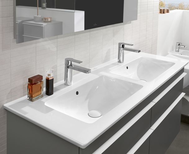 VILLEROY & BOCH VERITY LINE dvojumývadlo 130 cm, s 2 otvormi pre batérie a prepadom, CeramicPlus, alpská biela 4A11DLR1 Obrázek - fotka