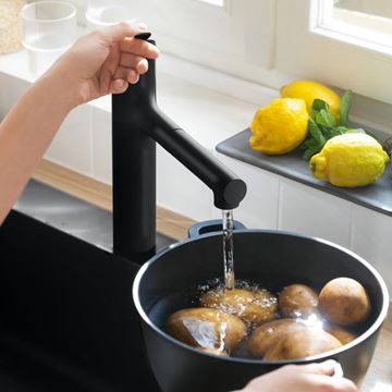 HANSGROHE ZESIS M33 drezová batéria, s vyťahovacou sprškou, matná čierna 74801670 Obrázek - fotka