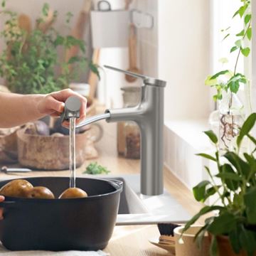 HANSGROHE ZESIS M33 drezová batéria, s vyťahovacou sprškou, nerez 74801800 Obrázek - fotka