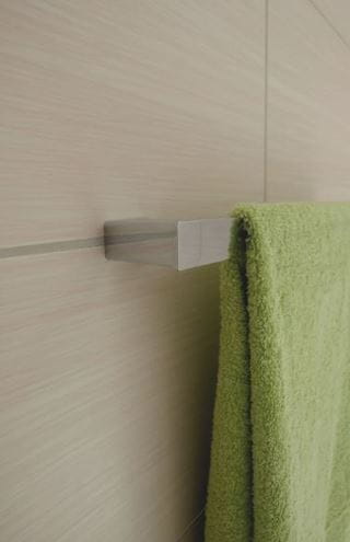 EMCO LOFT držiak uteráka 842 mm, chróm 056000180 Obrázek - fotka