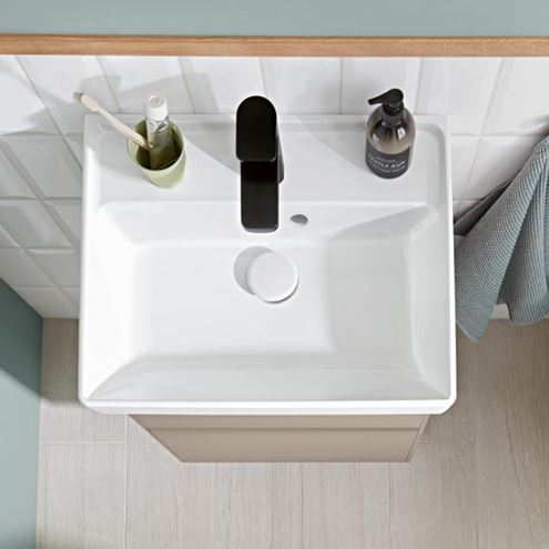 VILLEROY & BOCH COLLARO umývadlo 50 cm, s otvorom pre batériu a prepadom, alpská biela 43345001 Obrázek - fotka