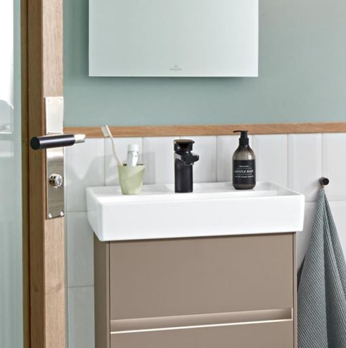 VILLEROY & BOCH COLLARO umývadlo 50 cm, s otvorom pre batériu a prepadom, alpská biela 43345001 Obrázek - fotka
