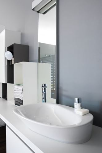 LAUFEN PALOMBA COLLECTION umývadlo na dosku 60 cm, s otvorom pre batériu a prepadom H8168030001041 Obrázek - fotka