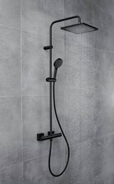 HANSGROHE VERNIS SHAPE SHOWERPIPE 240 sprchový set s termostatickou batériou, horná sprcha, ručná sprcha s 2 prúdmi, tyč, hadica, matná čierna 26427670 Obrázek - fotka